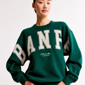 Brand New Abercrombie & Fitch Green Sweater